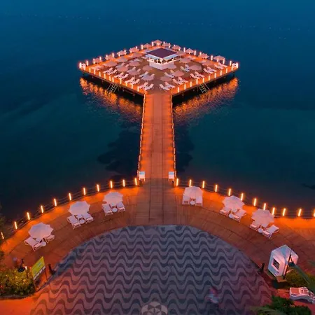 리조트 Baia Bodrum