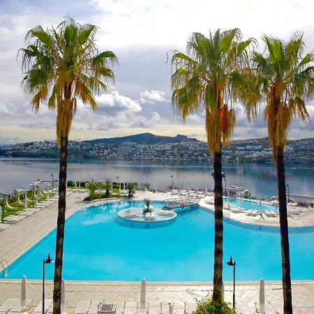 リゾート Baia Bodrum 5*