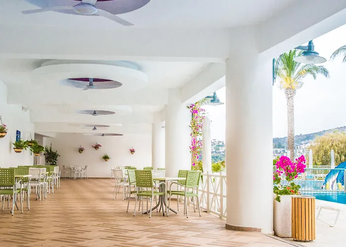 Üdülőközpont Baia Bodrum 5*